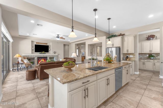 6834 S JACQUELINE Way, Gilbert, AZ 85298