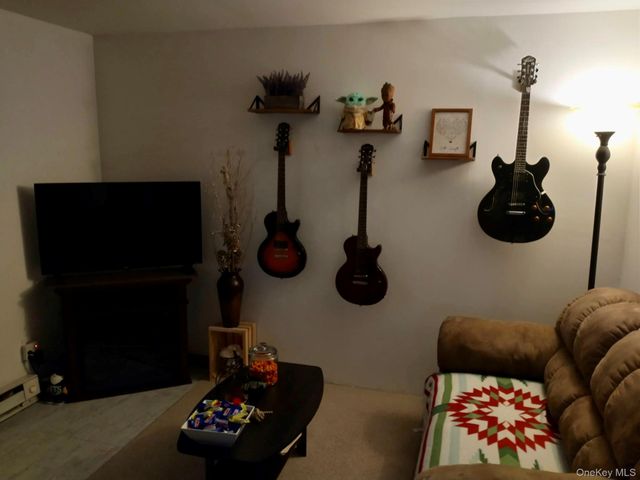 1232 Albany Post Road, Gardiner, NY 12525