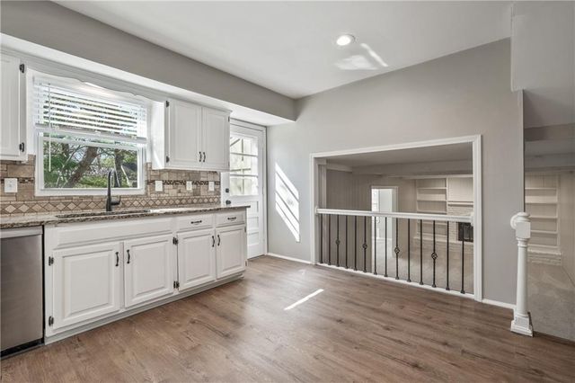 14621 W 89th Street, Lenexa, KS 66215