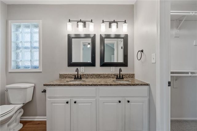 14621 W 89th Street, Lenexa, KS 66215