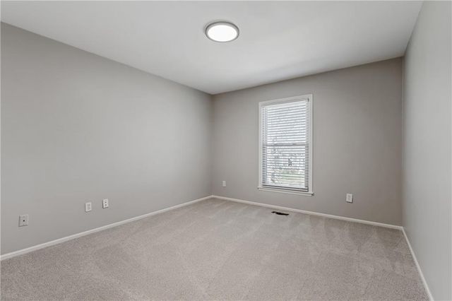 14621 W 89th Street, Lenexa, KS 66215