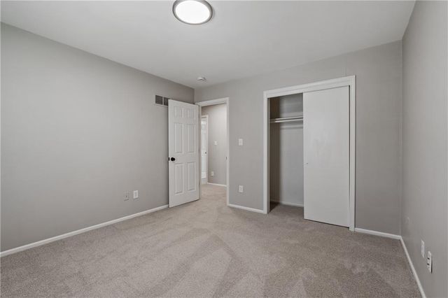 14621 W 89th Street, Lenexa, KS 66215