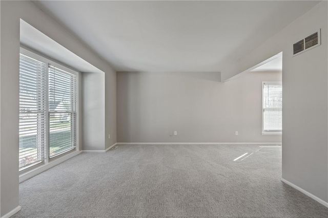 14621 W 89th Street, Lenexa, KS 66215