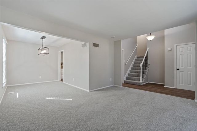 14621 W 89th Street, Lenexa, KS 66215