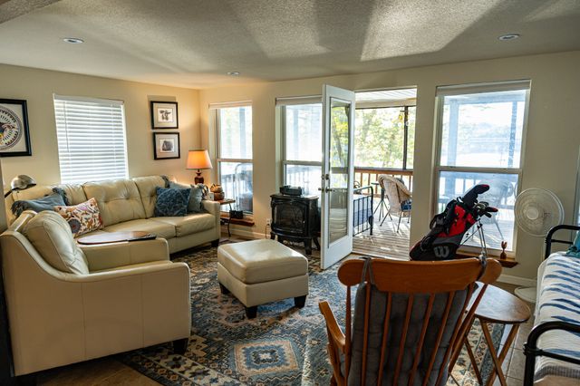 30641 E 5th Street, Afton, OK 74331