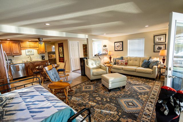 30641 E 5th Street, Afton, OK 74331