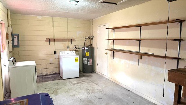 2016 WOODBRIDGE LANE, Lakeland, FL 33813