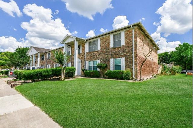 7233 Beechnut Street A, Houston, TX 77074