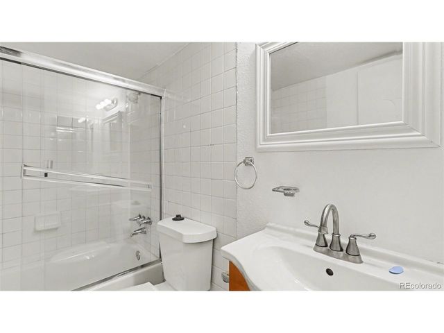 10211 Ura Ln 9-205, Thornton, CO 80260