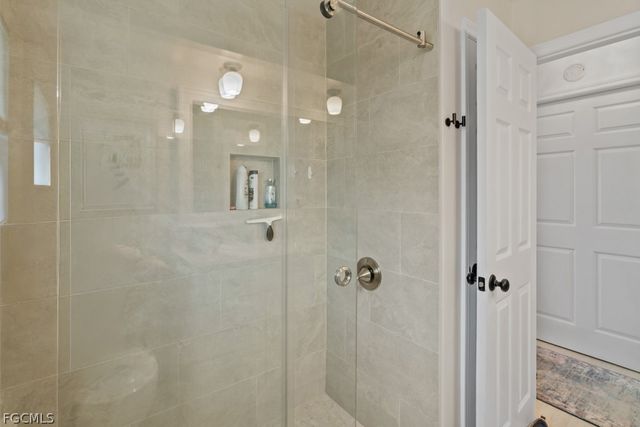 4528 SE 1st PL, Cape Coral, FL 33904