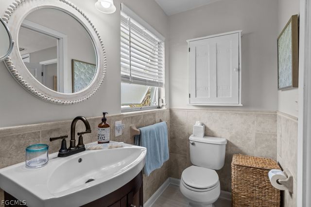 4528 SE 1st PL, Cape Coral, FL 33904