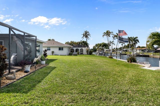 4528 SE 1st PL, Cape Coral, FL 33904