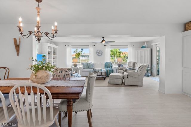 4528 SE 1st PL, Cape Coral, FL 33904