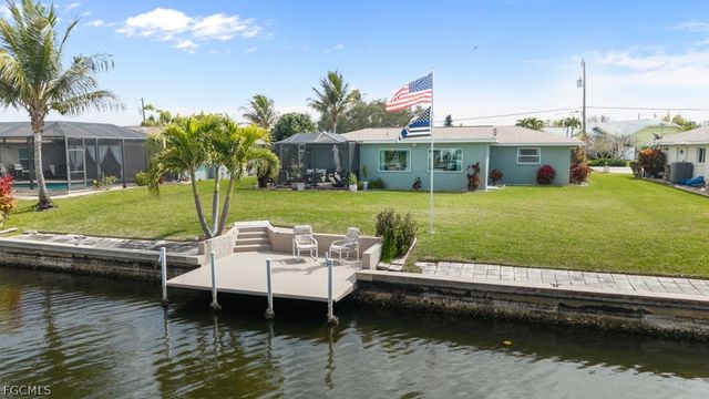 4528 SE 1st PL, Cape Coral, FL 33904