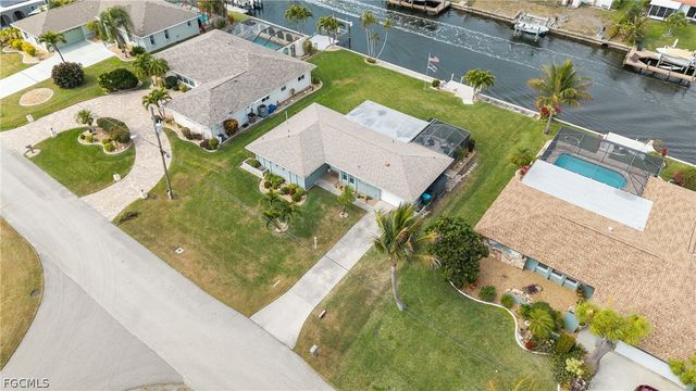 4528 SE 1st PL, Cape Coral, FL 33904