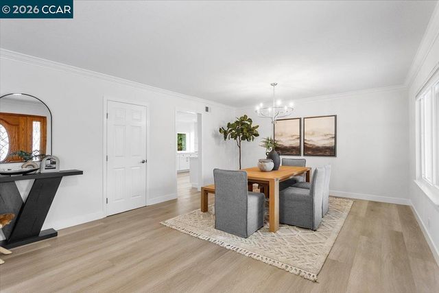 1306 Brookside Dr, Danville, CA 94526