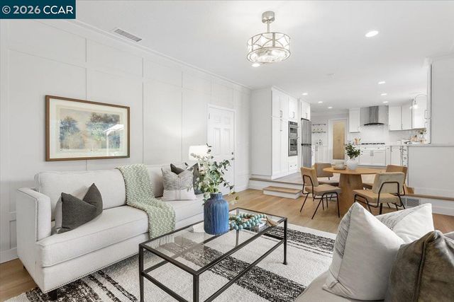 1306 Brookside Dr, Danville, CA 94526