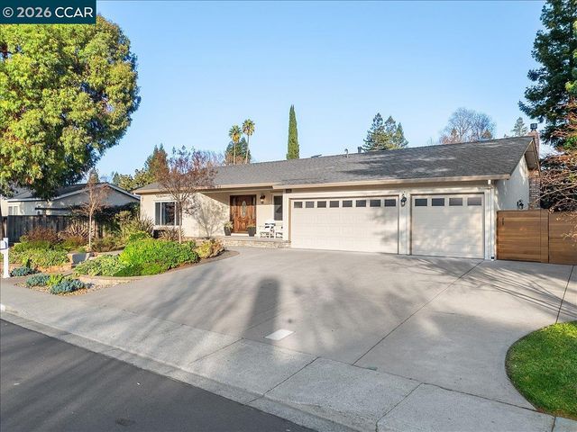 1306 Brookside Dr, Danville, CA 94526