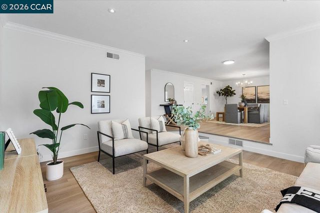 1306 Brookside Dr, Danville, CA 94526