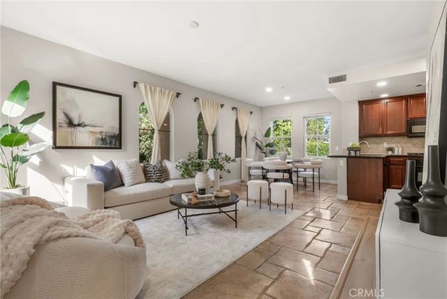 10511 Camino Bello Mar 2, San Diego, CA 92127