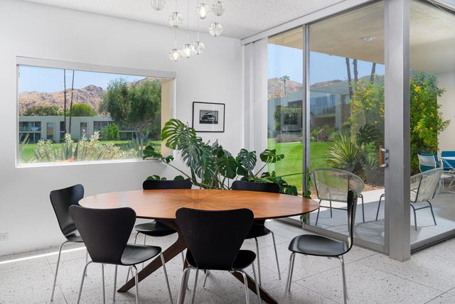 519 Desert Lakes Drive, Palm Springs, CA 92264