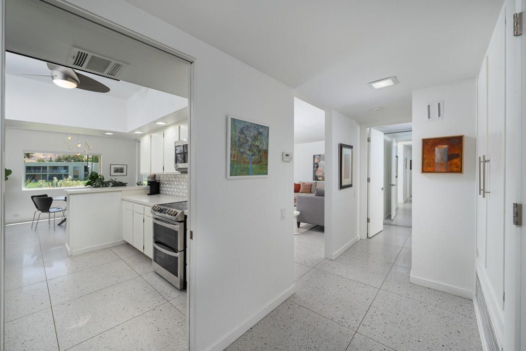 519 Desert Lakes Drive, Palm Springs, CA 92264