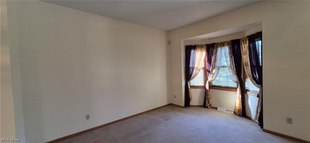 19457 Stony Point Drive, Strongsville, OH 44136