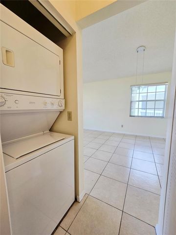 6802 STONES THROW CIRCLE N 14206, St Petersburg, FL 33710