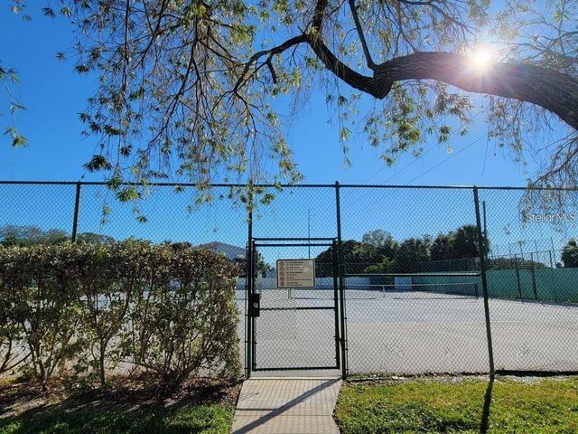 6802 STONES THROW CIRCLE N 14206, St Petersburg, FL 33710