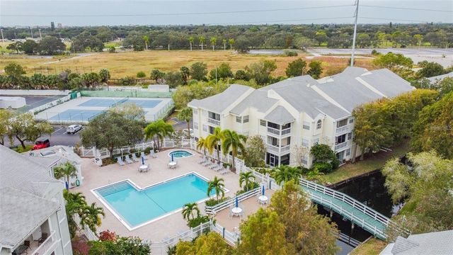 6802 STONES THROW CIRCLE N 14206, St Petersburg, FL 33710