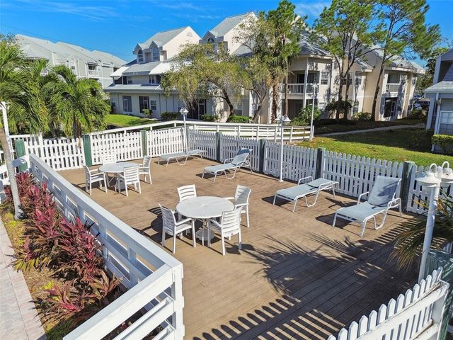 6802 STONES THROW CIRCLE N 14206, St Petersburg, FL 33710