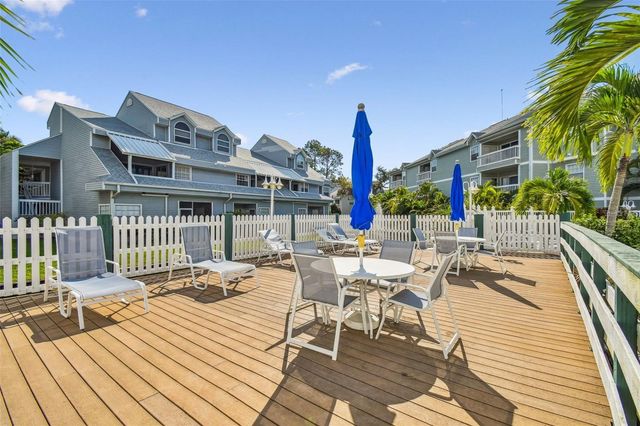 6802 STONES THROW CIRCLE N 14206, St Petersburg, FL 33710