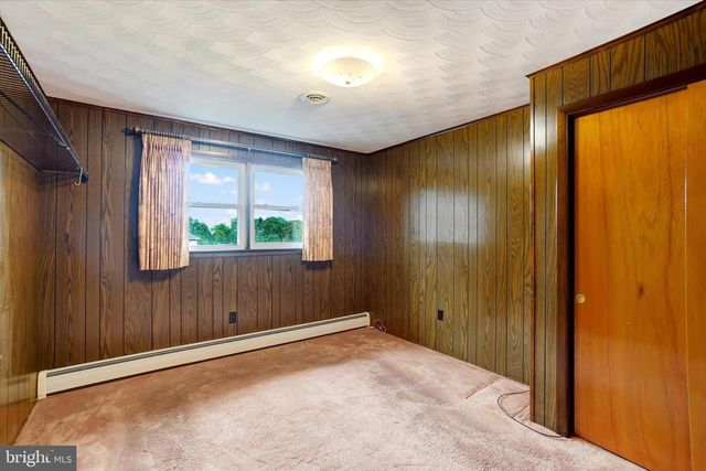 1598 DRUCK VALLEY ROAD, York, PA 17406