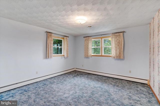 1598 DRUCK VALLEY ROAD, York, PA 17406