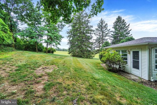 1598 DRUCK VALLEY ROAD, York, PA 17406