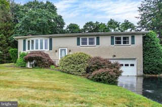 1598 DRUCK VALLEY ROAD, York, PA 17406