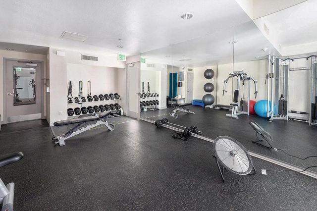 1277 Kettner Blvd 102, San Diego, CA 92101