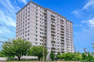 1 Strawberry Hill Avenue APT 16D, Stamford, CT 06902