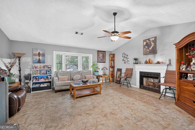 4971 Sugar Creek Drive, Sugar Hill, GA 30518