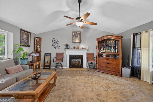4971 Sugar Creek Drive, Sugar Hill, GA 30518