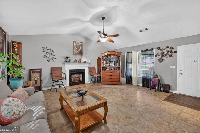 4971 Sugar Creek Drive, Sugar Hill, GA 30518