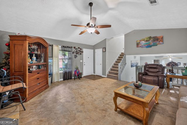 4971 Sugar Creek Drive, Sugar Hill, GA 30518