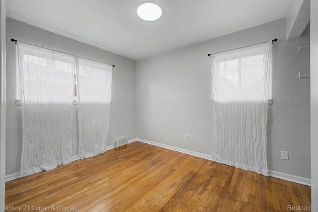 4205 Katherine Street, Dearborn Heights, MI 48125