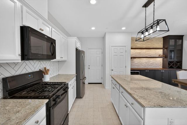 5358 Admiral Bend Way, Sacramento, CA 95835