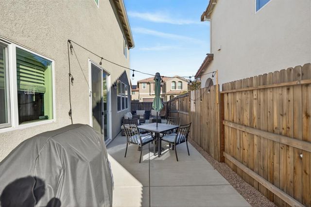 5358 Admiral Bend Way, Sacramento, CA 95835