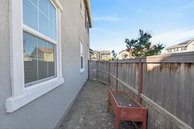 5358 Admiral Bend Way, Sacramento, CA 95835