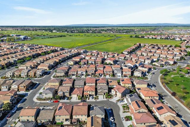 5358 Admiral Bend Way, Sacramento, CA 95835