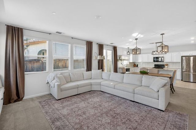 5358 Admiral Bend Way, Sacramento, CA 95835