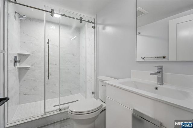 292 Magnolia Avenue, Cresskill, NJ 07626