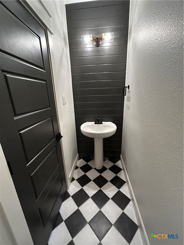 11067 Eagle Walk Boulevard, Salado, TX 76571